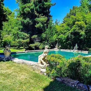 מלון Chateau De Roussan, Saint-Rémy-de-Provence