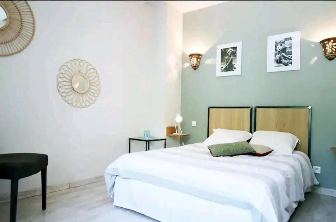 Apartment Appart Centre Ville De St Remy Saint-Remy-de-Provence